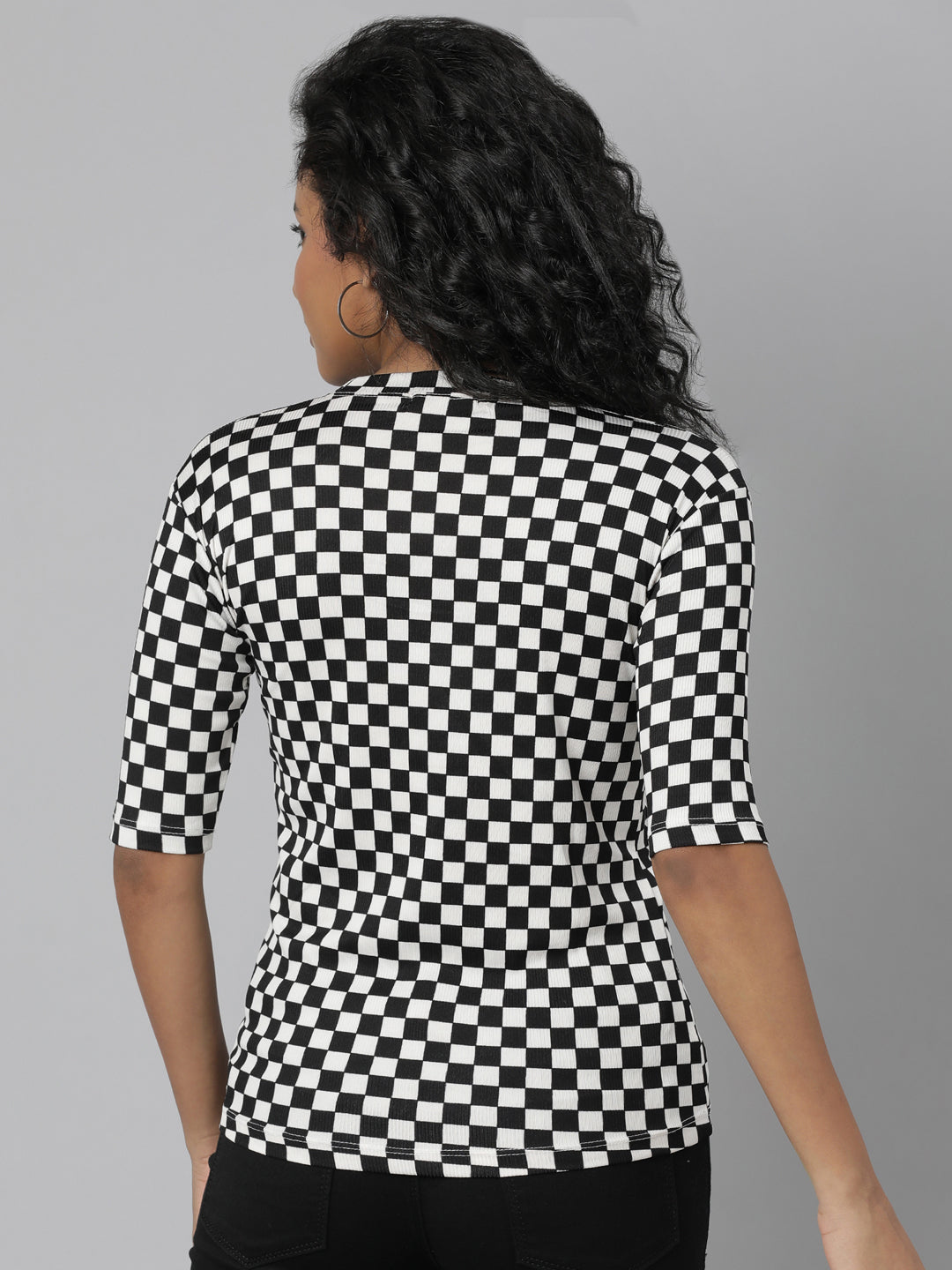 Women Black Checked T Shirt