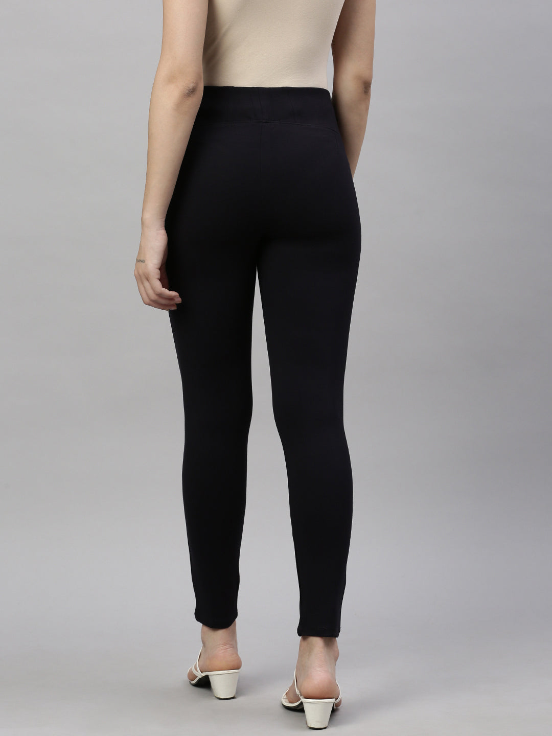 Women Solid  Navy Blue Slim Fit Jeggings