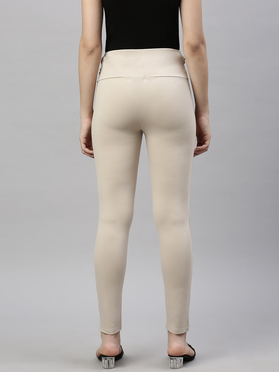 Women Solid  Beige Slim Fit Jeggings