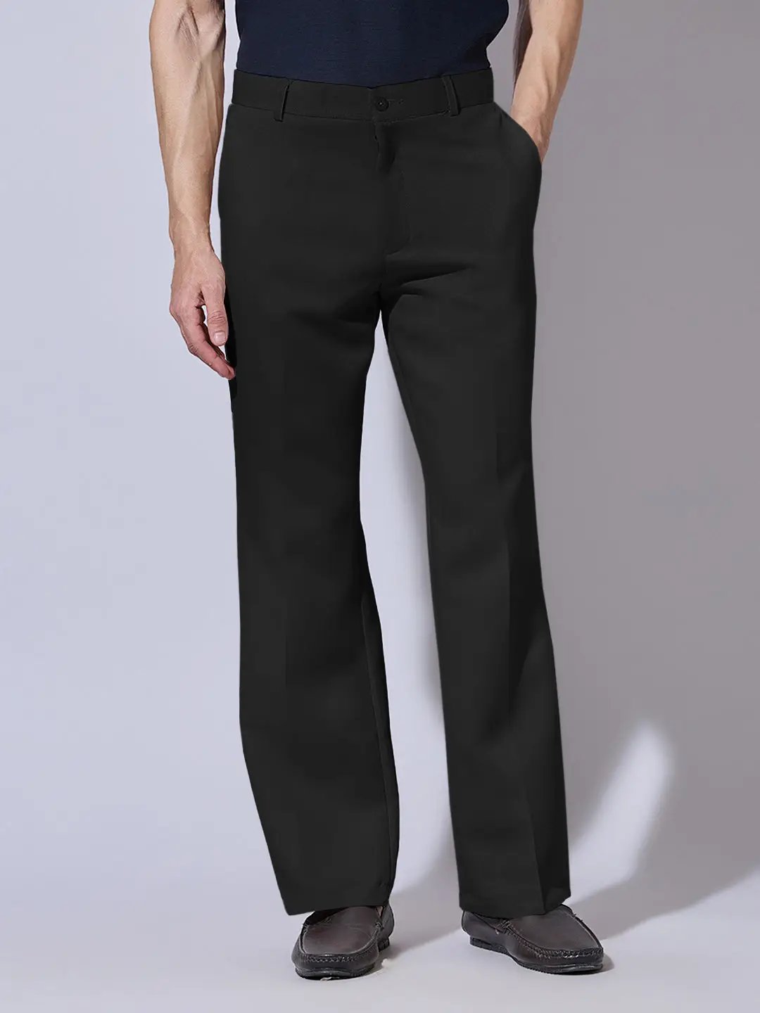 SHOWOFFFF Men's Black Bootcut Fit Trousers SHOWOFFFF Men's Black Bootcut Fit Trousers