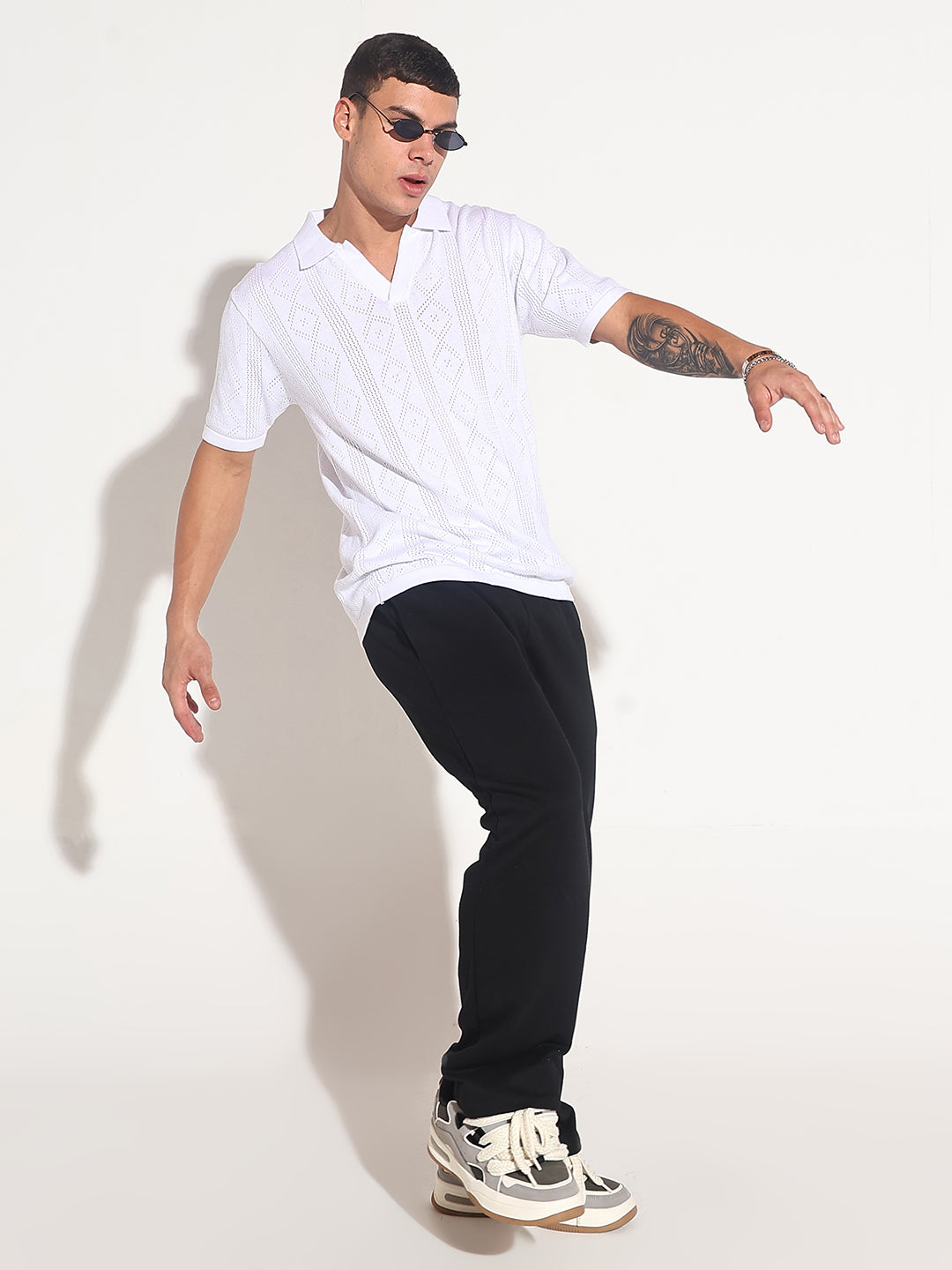 Men’s Textured White Knit Polo T-Shirt with Open Collar