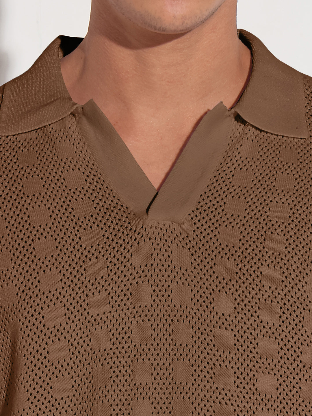 Men’s Textured Brown Knit Polo T-Shirt with Open Collar