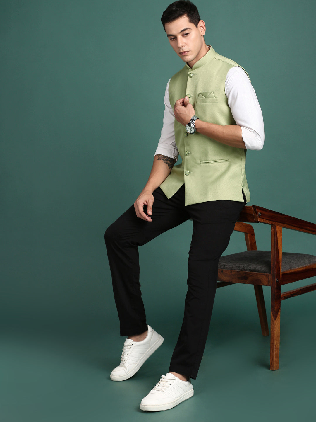 Men Solid Green Slim Fit Nehru Jacket