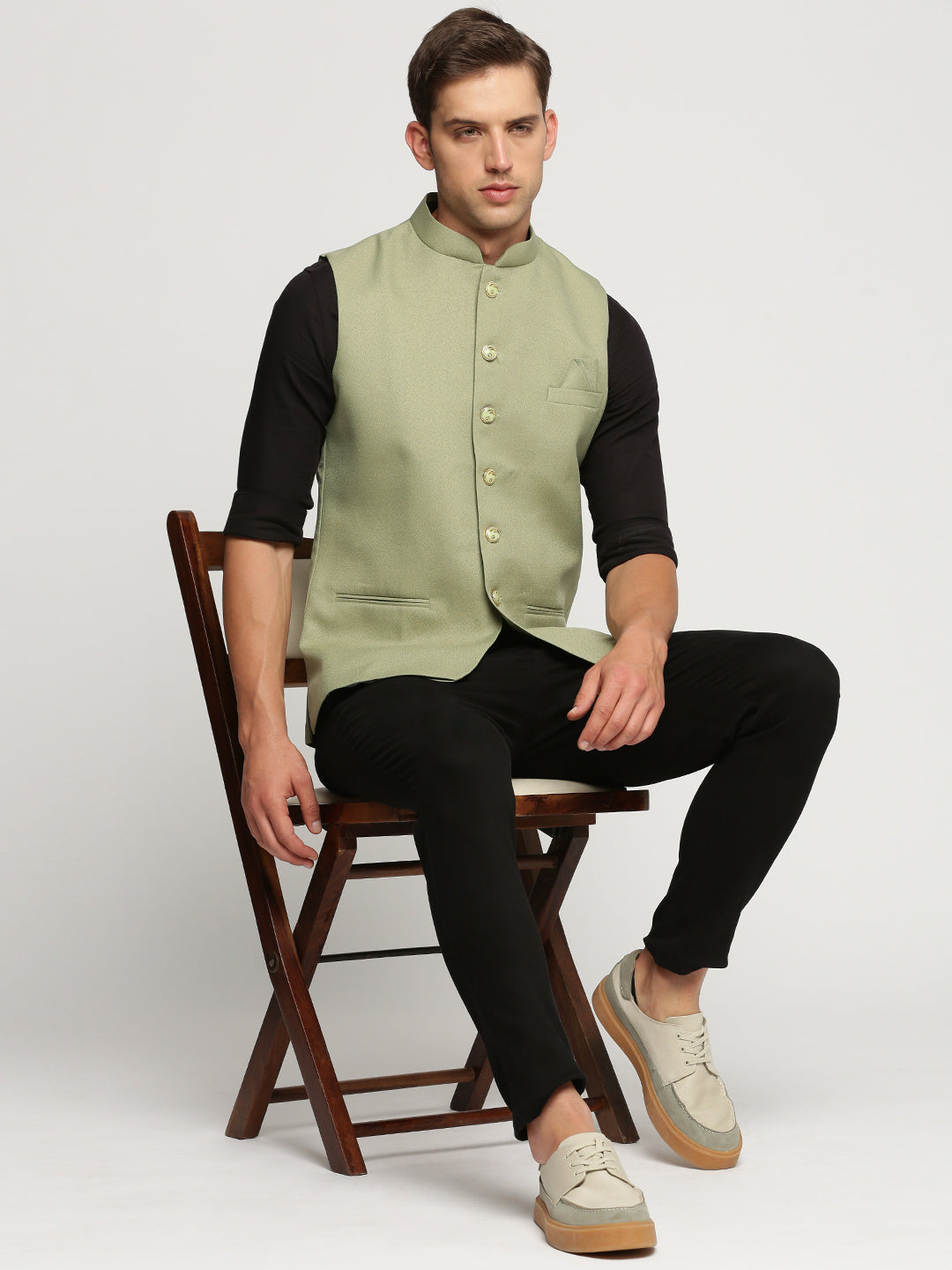 Men's Green Nehru Jacket with Mandarin Collar & Button Detail