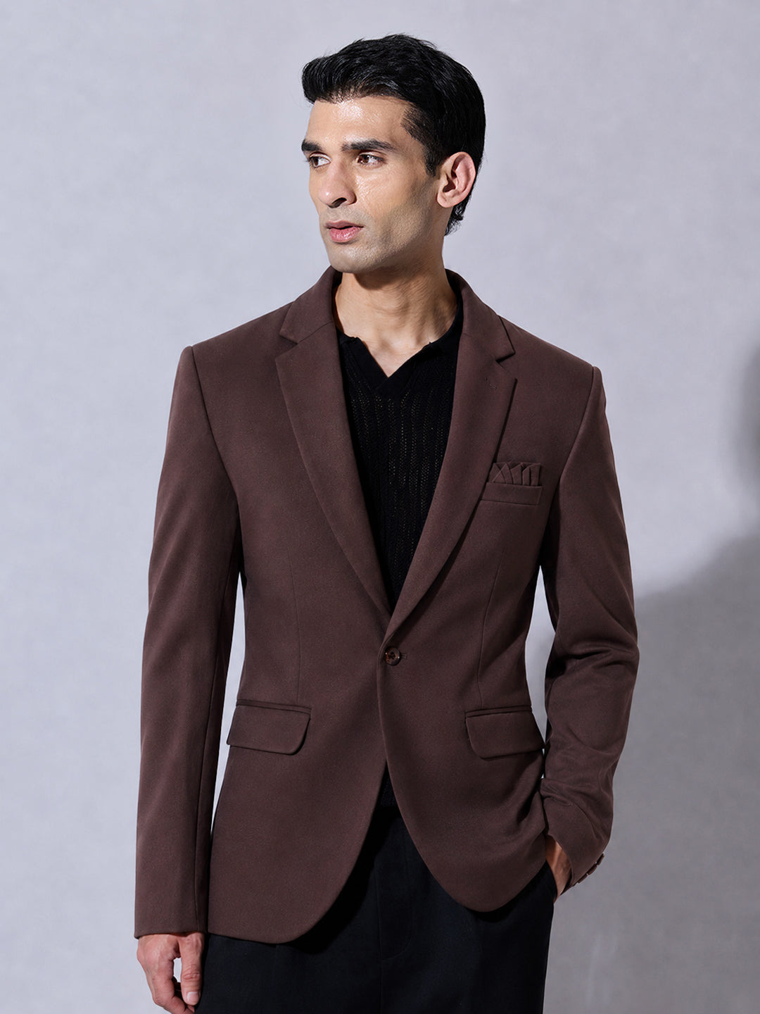 Men’s Brown Single-Breasted Blazer with Notch Lapel Collar
