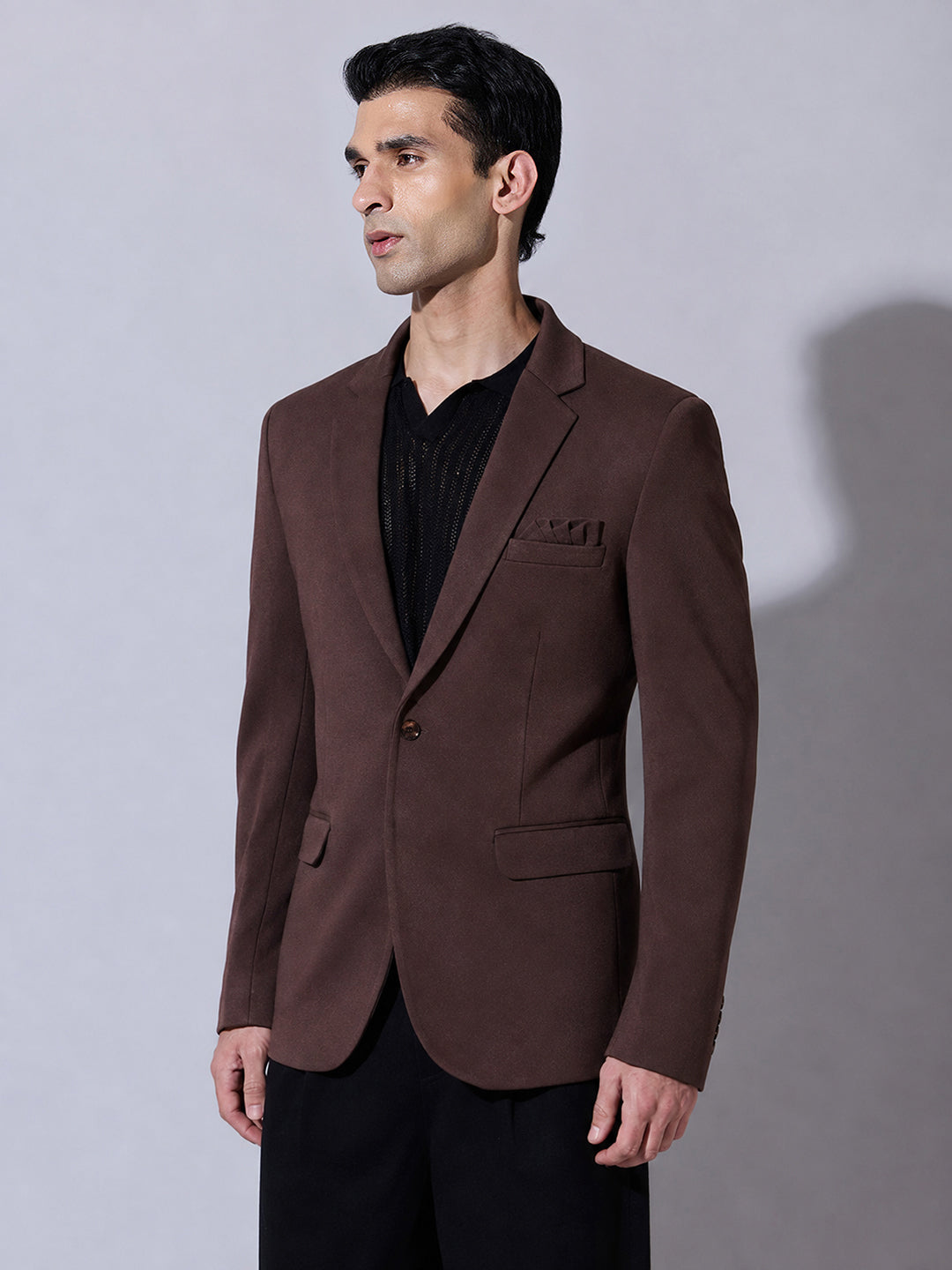 Men’s Brown Single-Breasted Blazer with Notch Lapel Collar