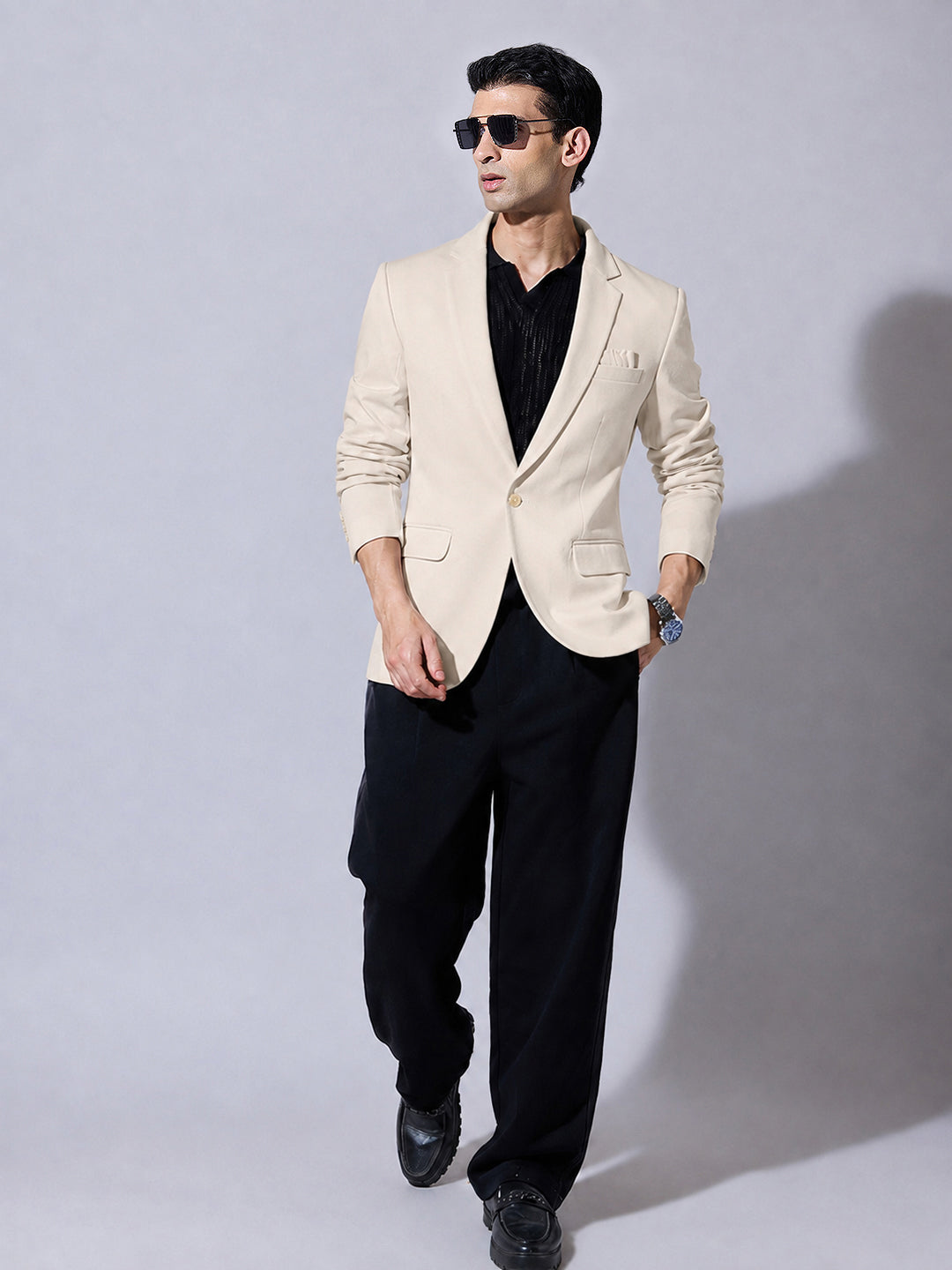 Men’s Beige Single-Breasted Blazer with Notch Lapel Collar
