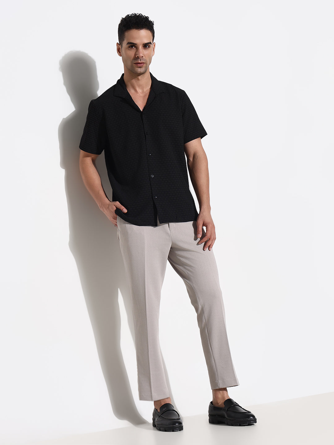 Men Grey Solid Formal Trousers