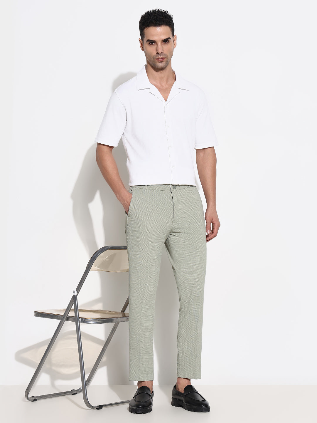 Men Green Solid Formal Trousers