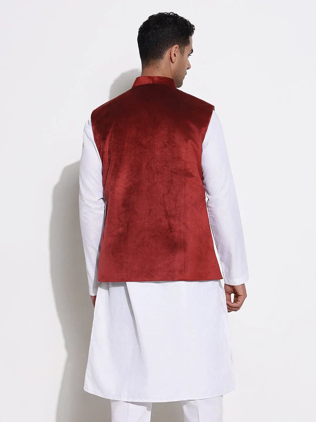 Men's Red Slim Fit Velvet Nehru Jacket - from SHOWOFFFF