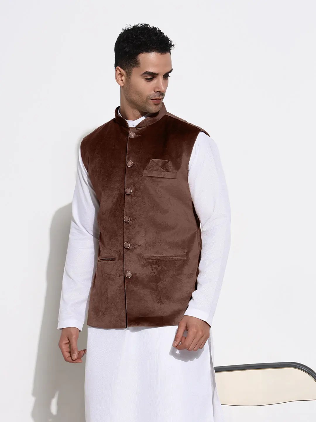 Men's Velvet Solid Brown Slim Fit Nehru Jacket