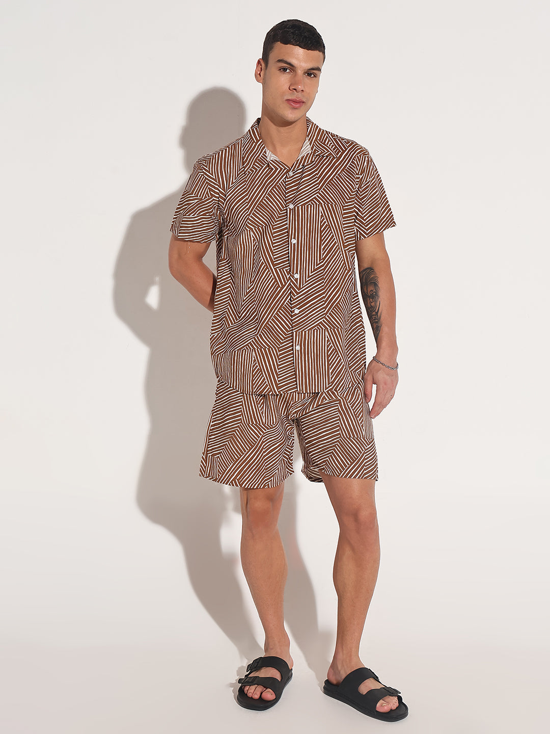 Men's Abstract Brown Striped Print Slim Fit Co-ords