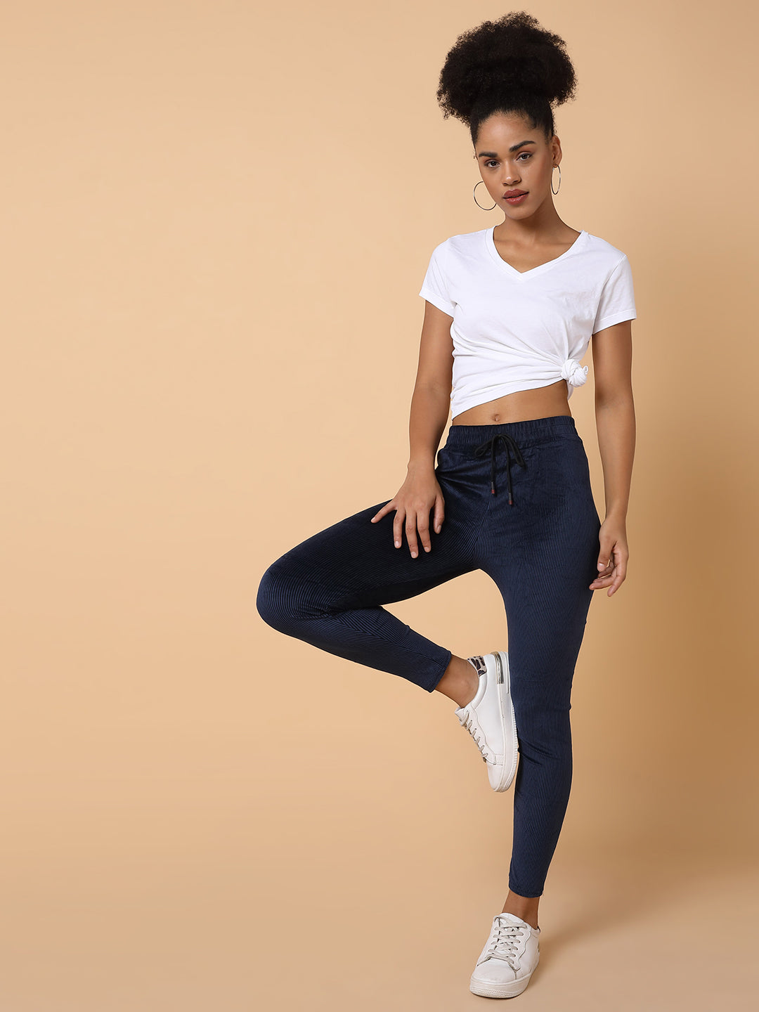 Women Solid Navy Blue Track Pant