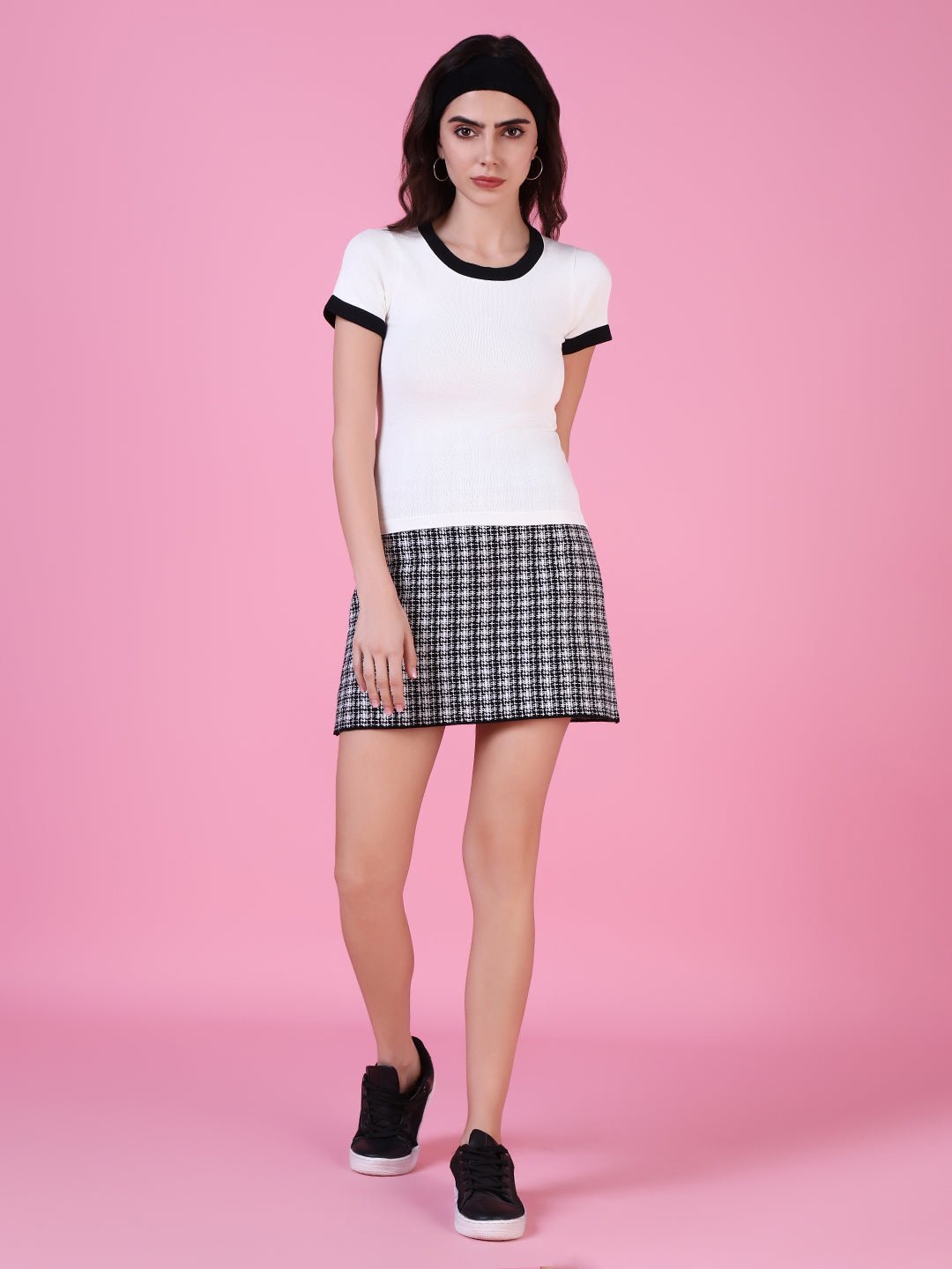 Women's White Solid Fitted Top