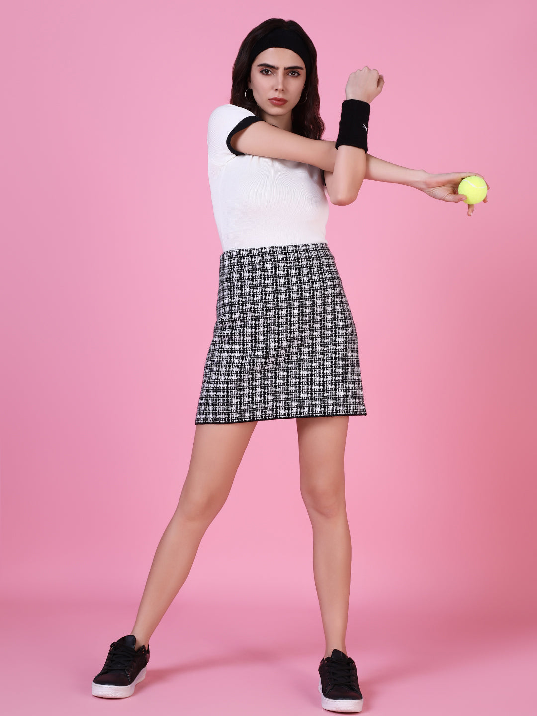 Women's White Solid Fitted Top