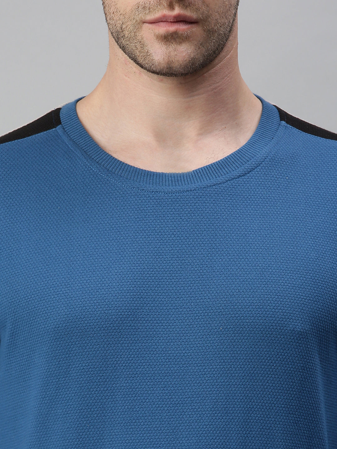 Men Solid Blue Sweatshirt