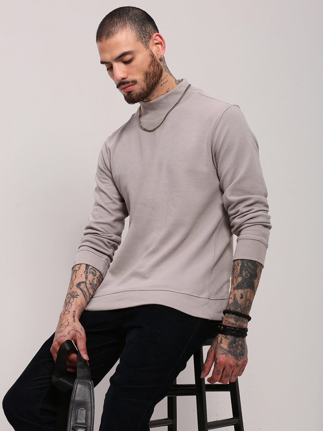 Men Grey Solid Sweater