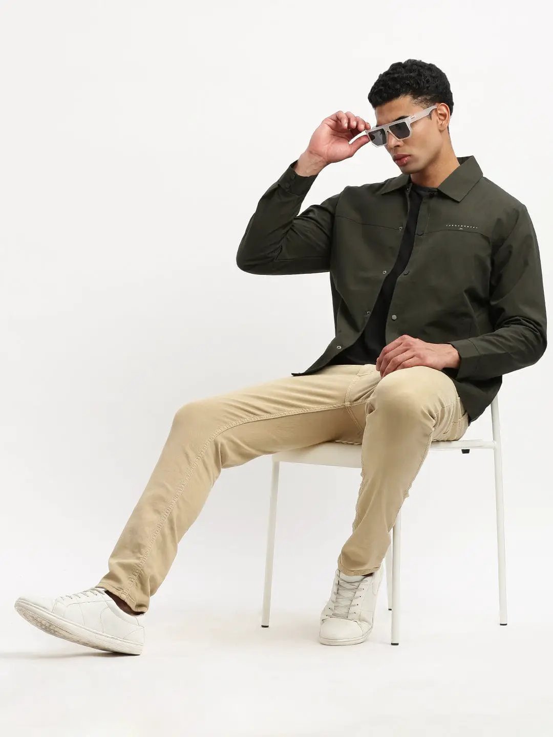 Men's Spread Collar Green Solid Tailored Jacket