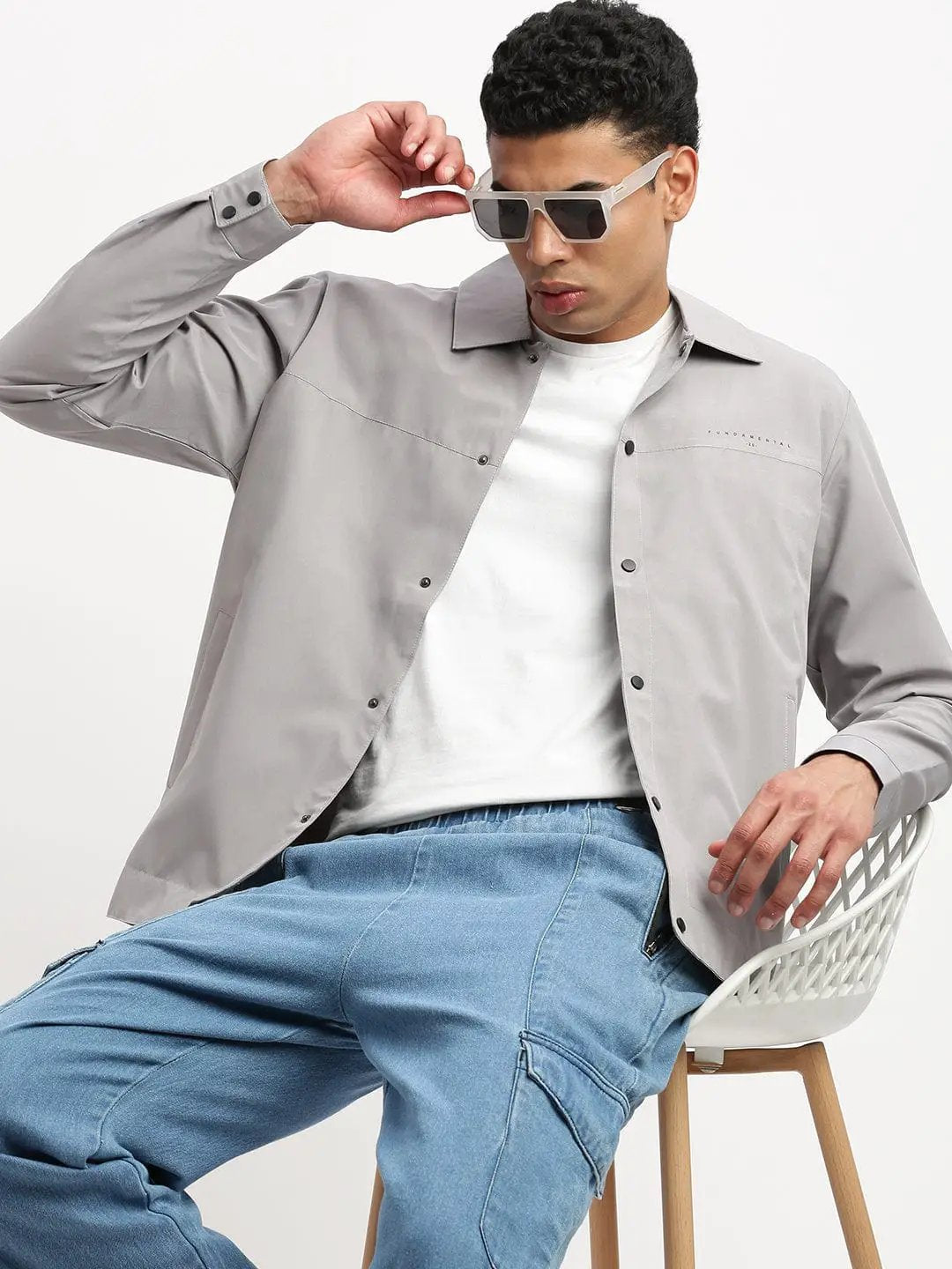 Men's Spread Collar Grey Solid Tailored Jacket