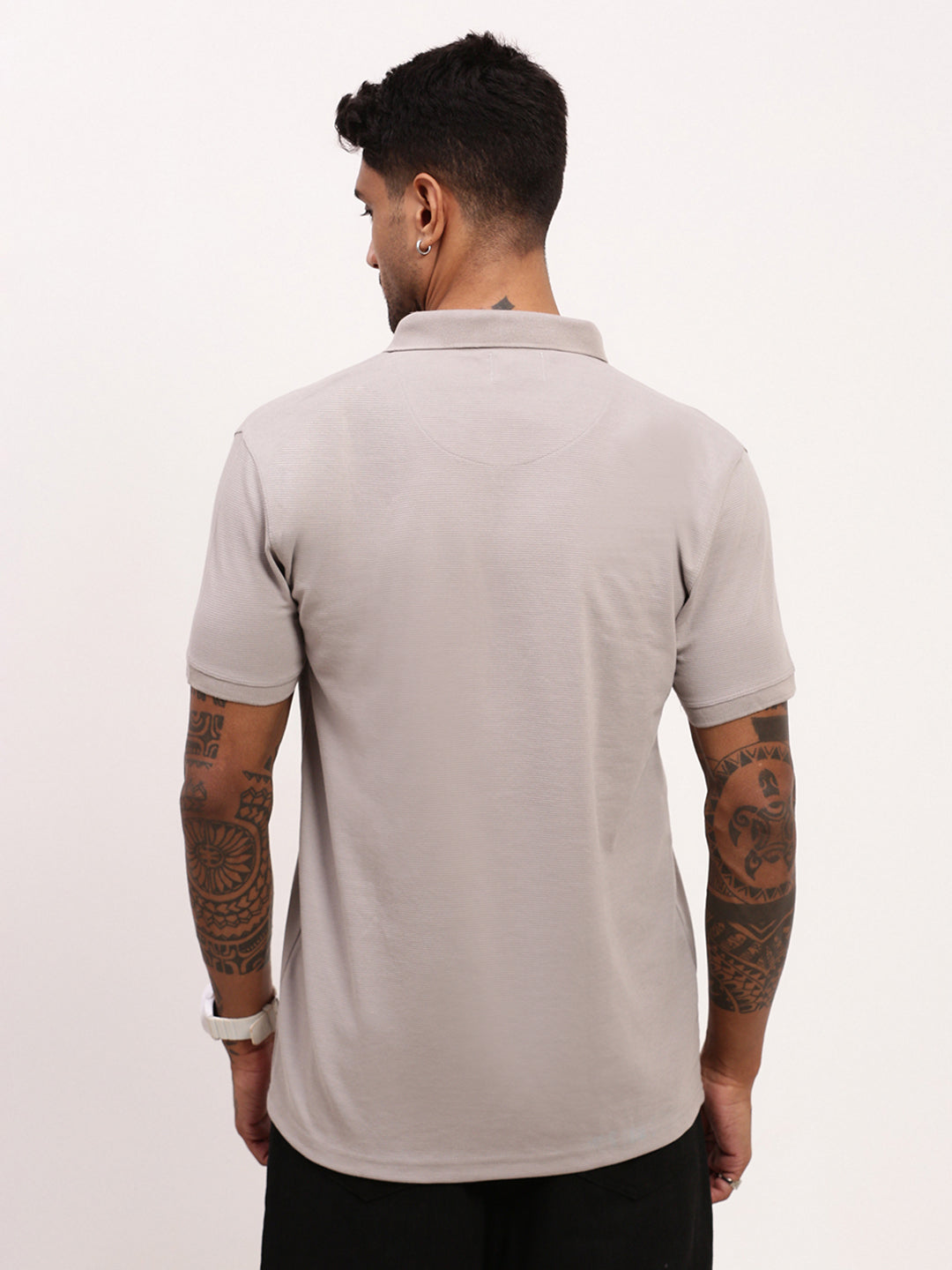 Men Grey Solid T Shirt