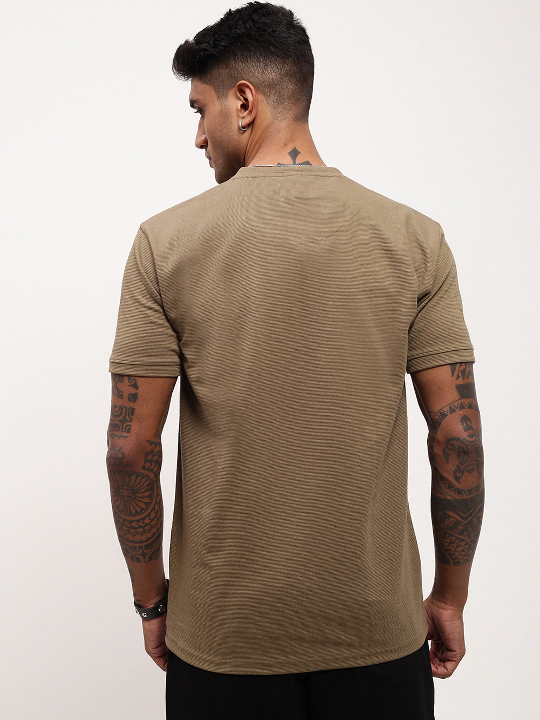 Men Olive Solid T Shirt