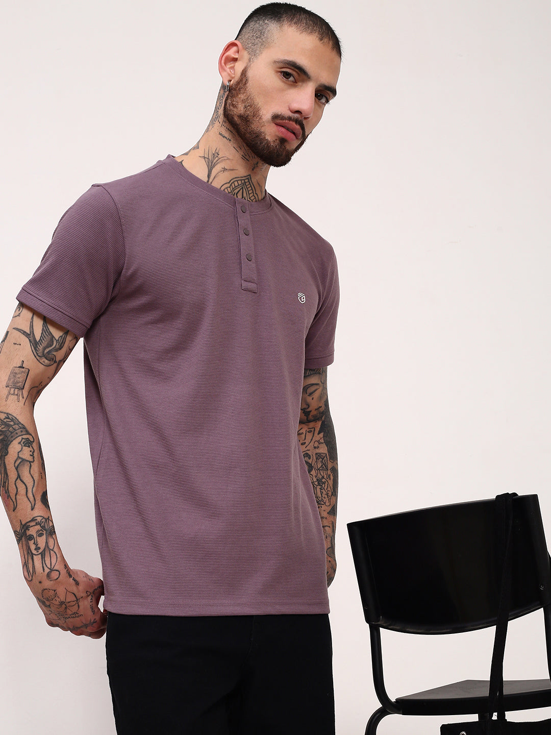 Men Purple Solid T Shirt