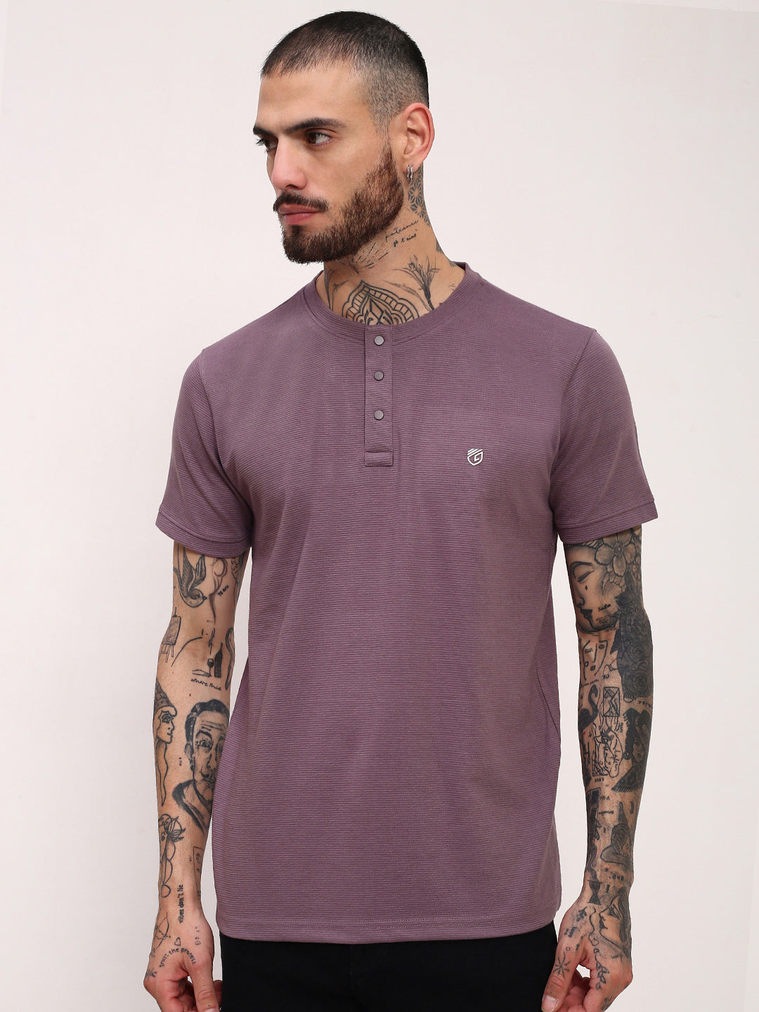 Men Purple Solid T Shirt