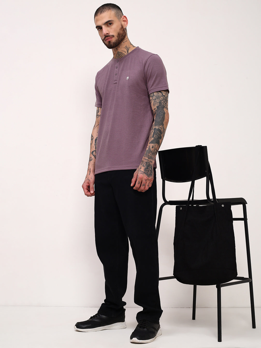 Men Purple Solid T Shirt