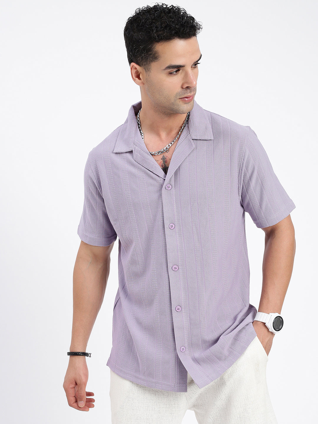 Men Solid Violet Relaxed Fit Shirt