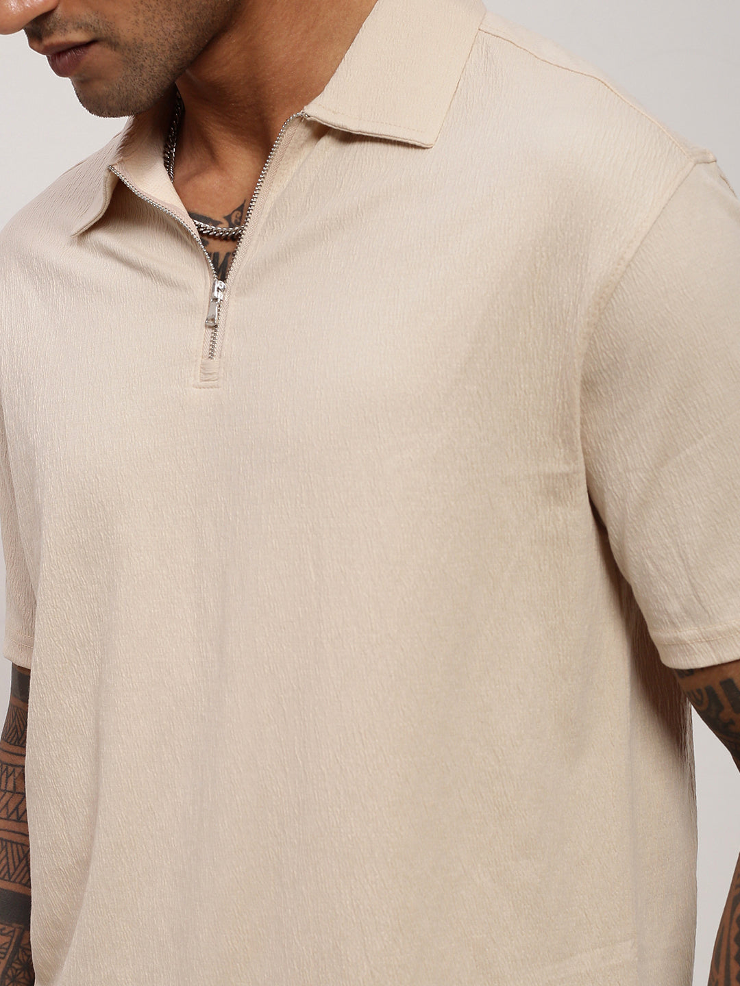 Men Cream Solid T Shirt