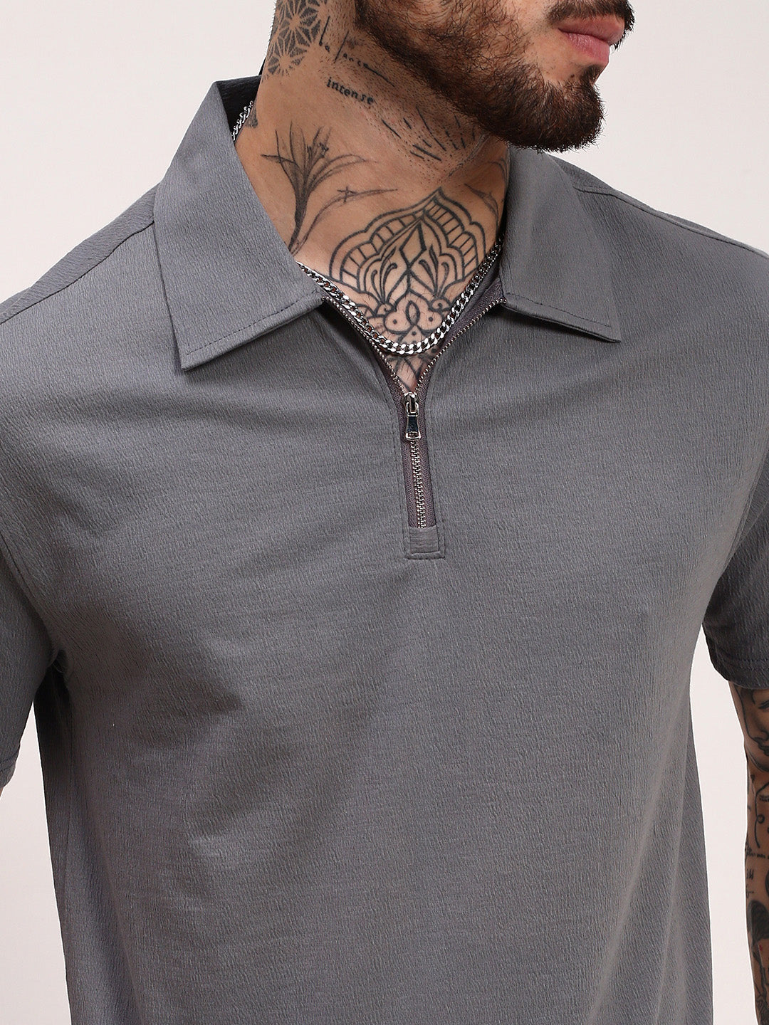 Men Grey Solid T Shirt