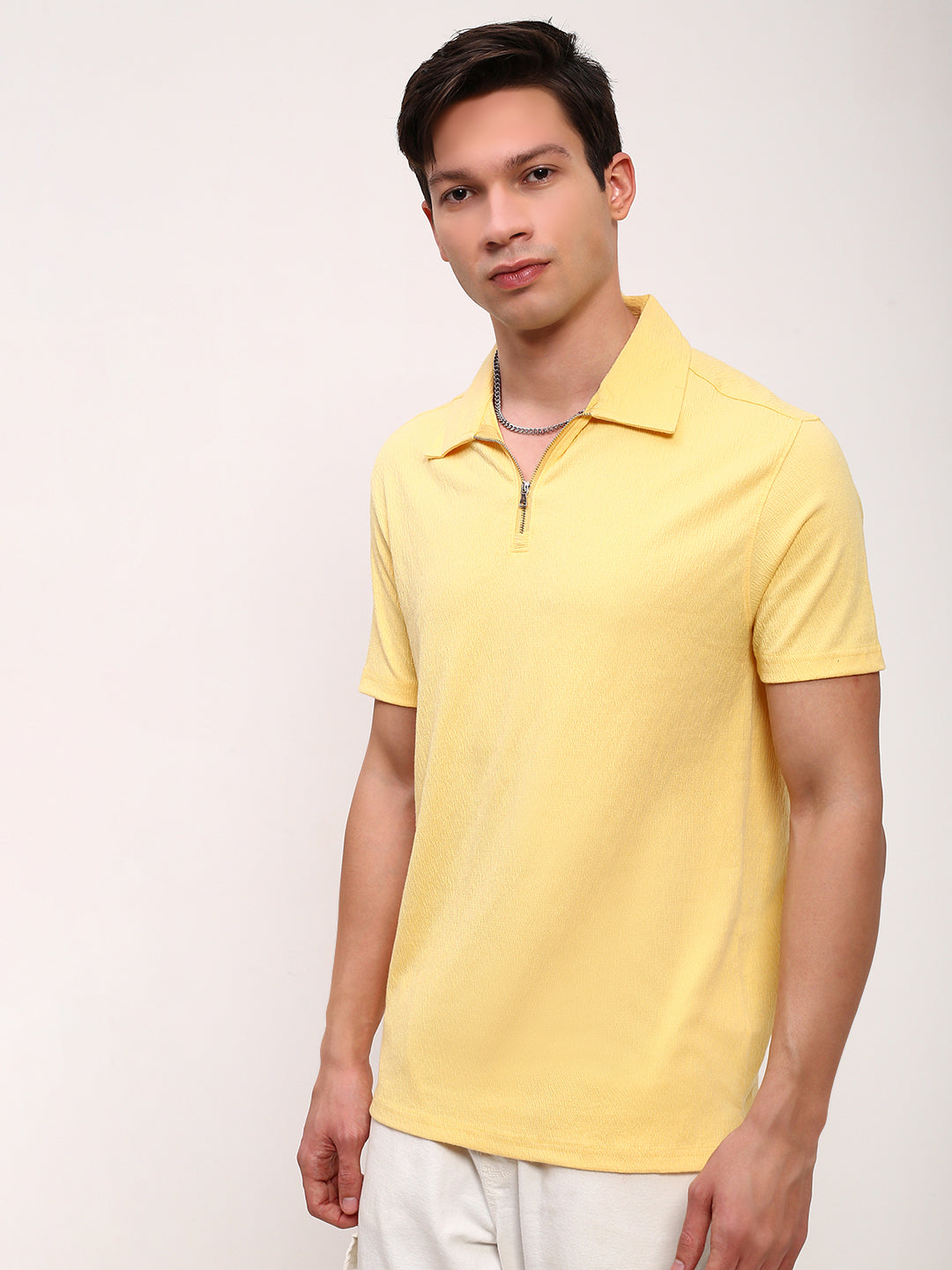 Men Yellow Solid T Shirt