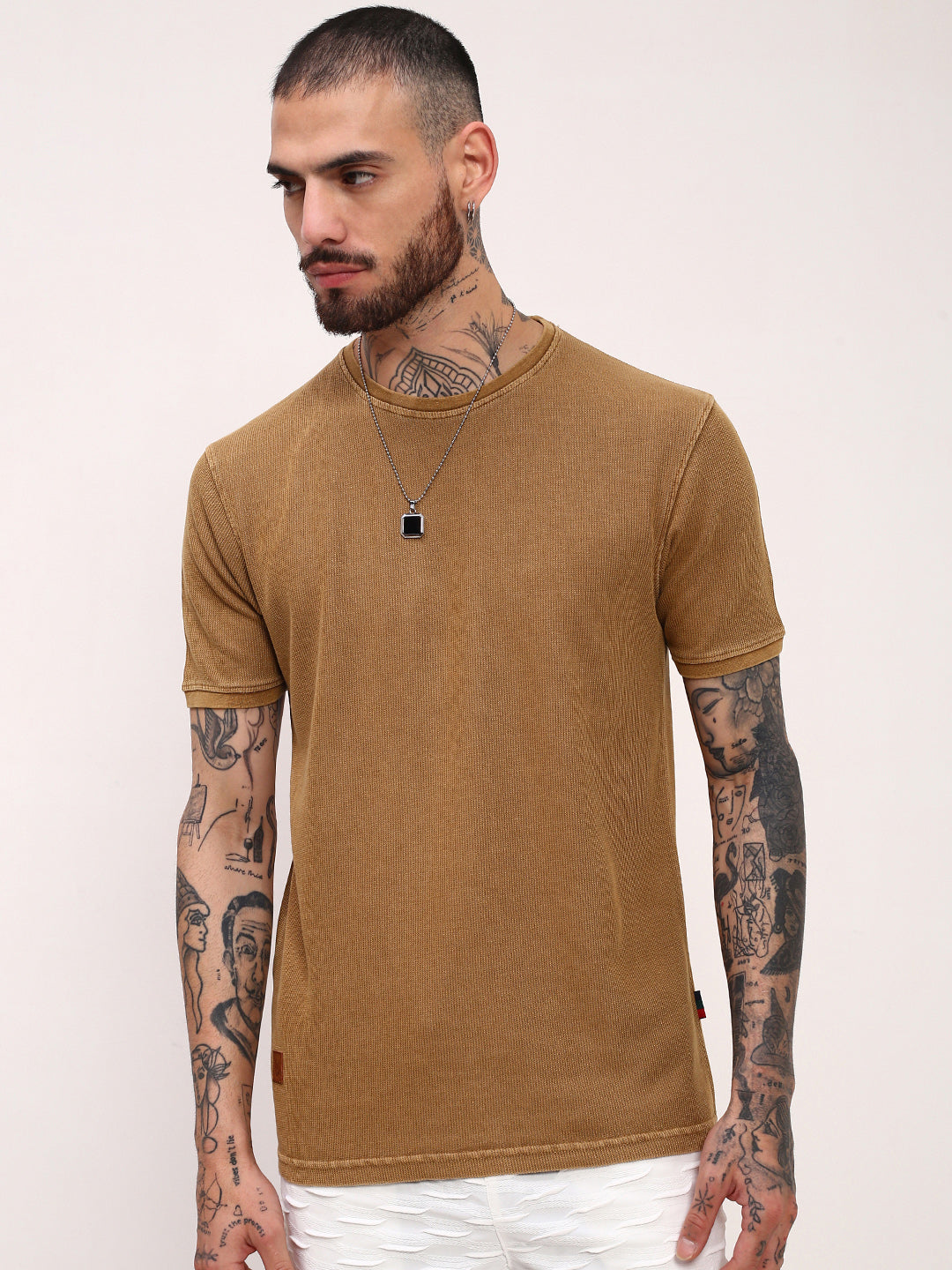 Men Brown Solid T Shirt