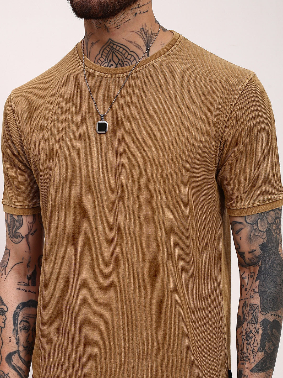 Men Brown Solid T Shirt