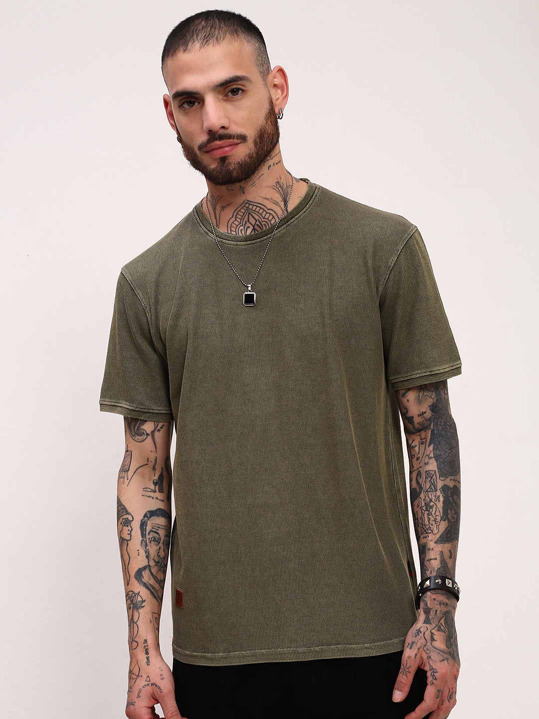 Men Olive Solid T Shirt