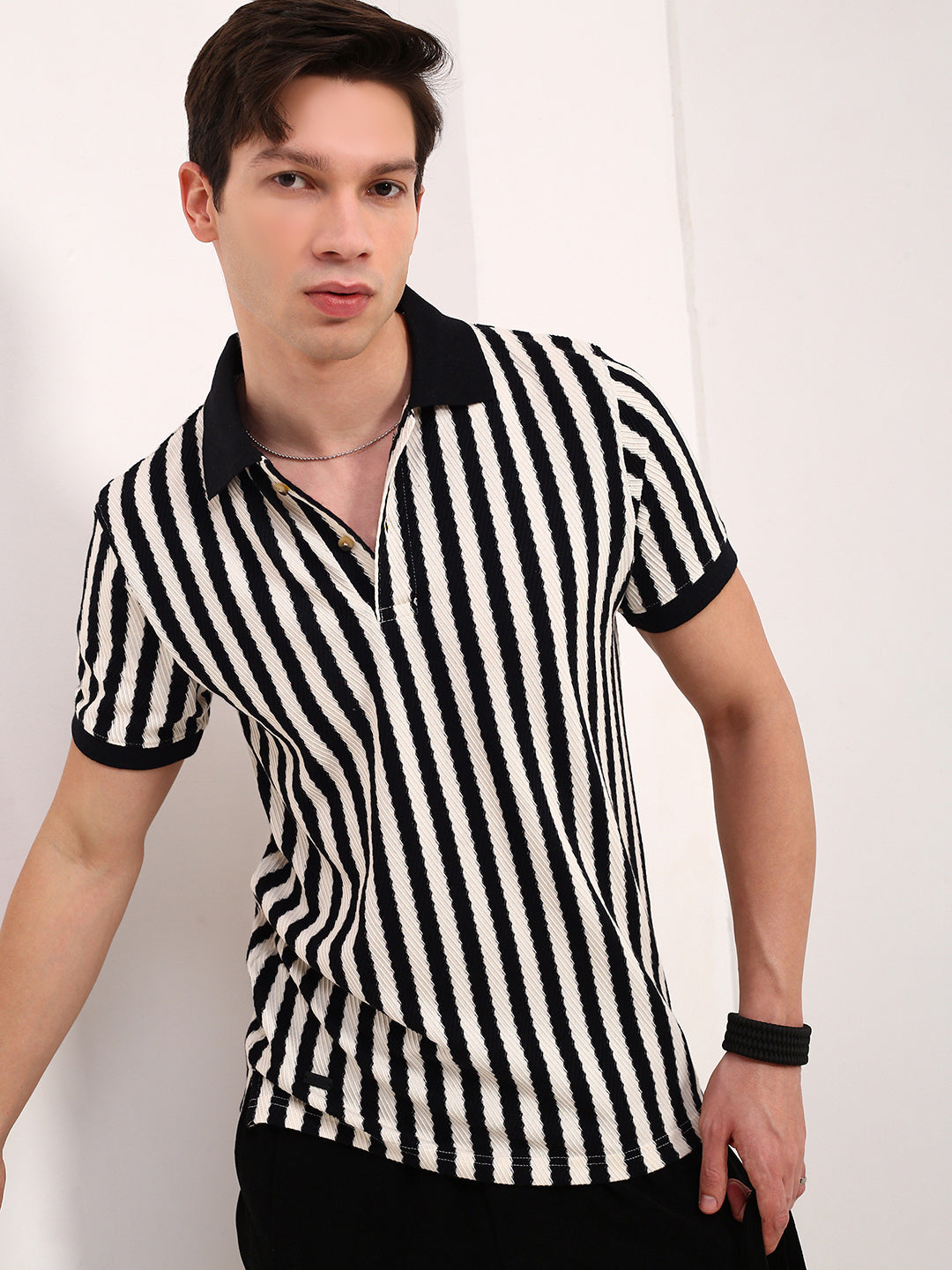 Men Black Striped T Shirt