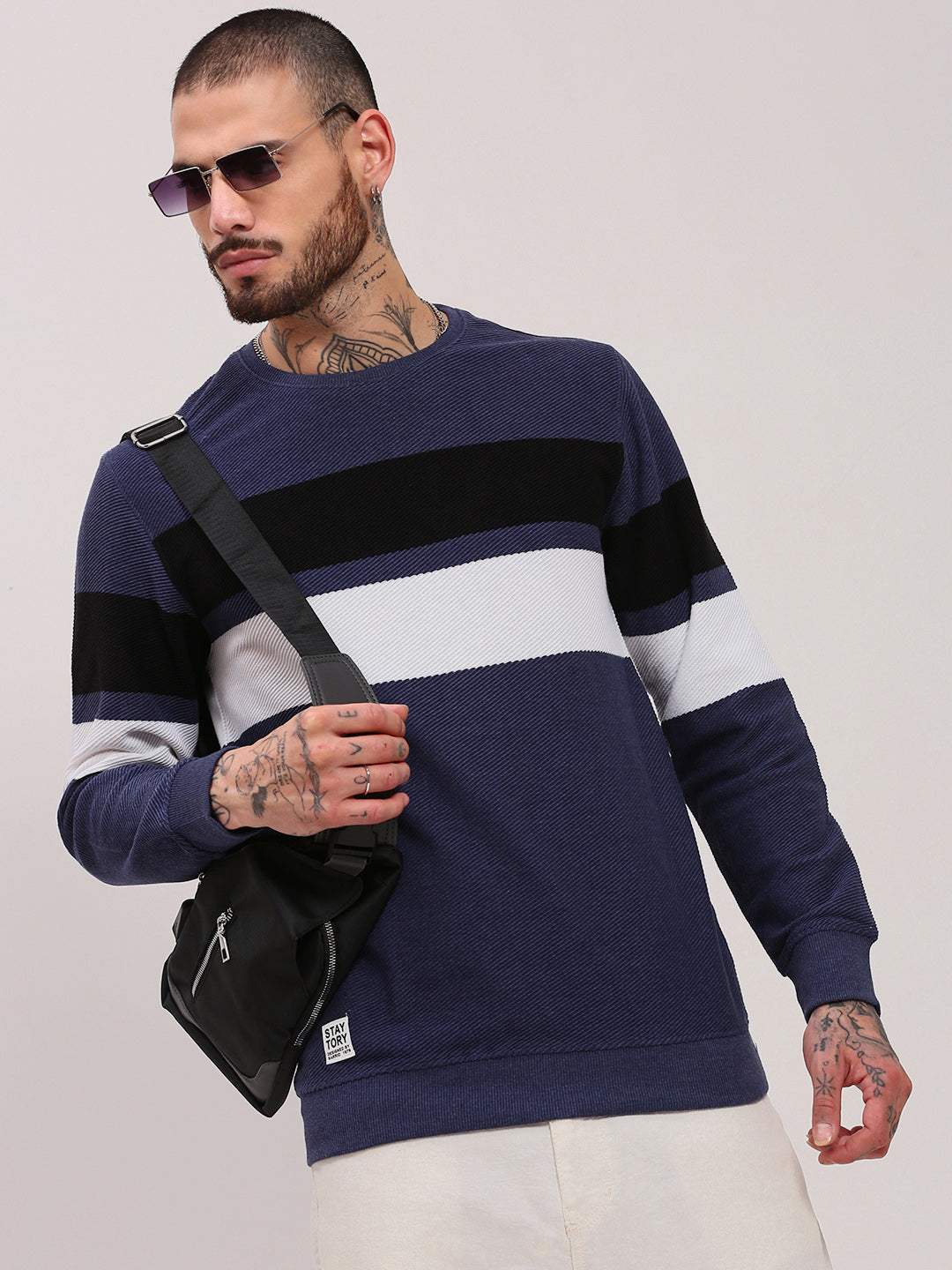 Men Blue Colourblocked Sweater