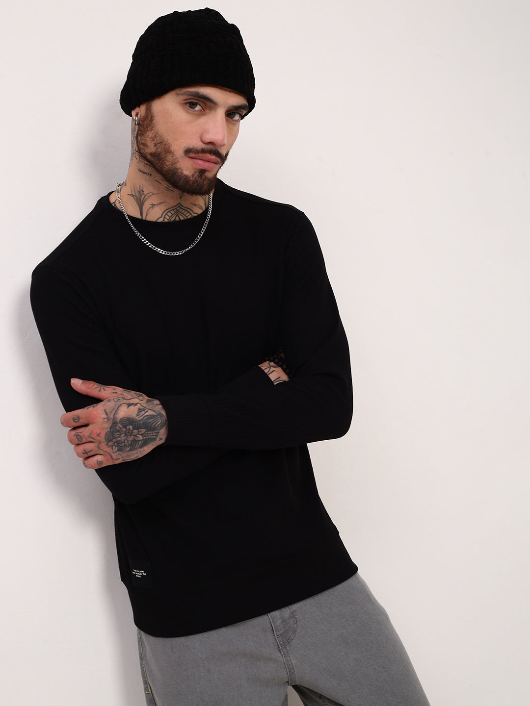 Men Black Solid Sweatshirt