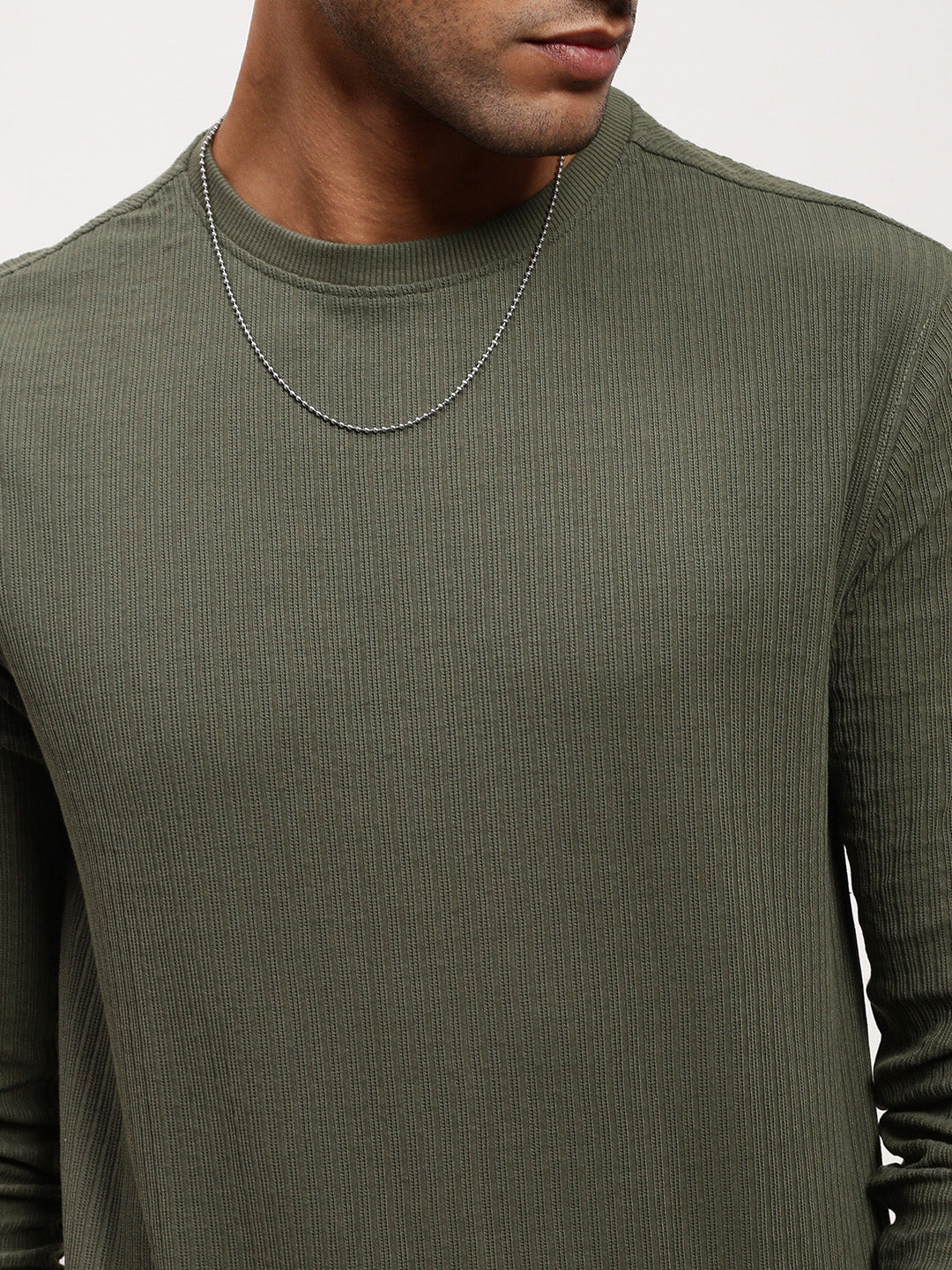 Men Green Solid Sweatshirt