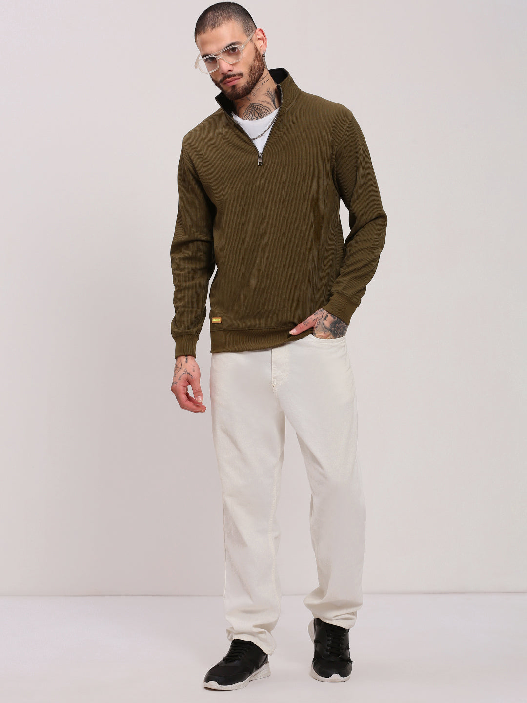 Men Olive Solid Sweater