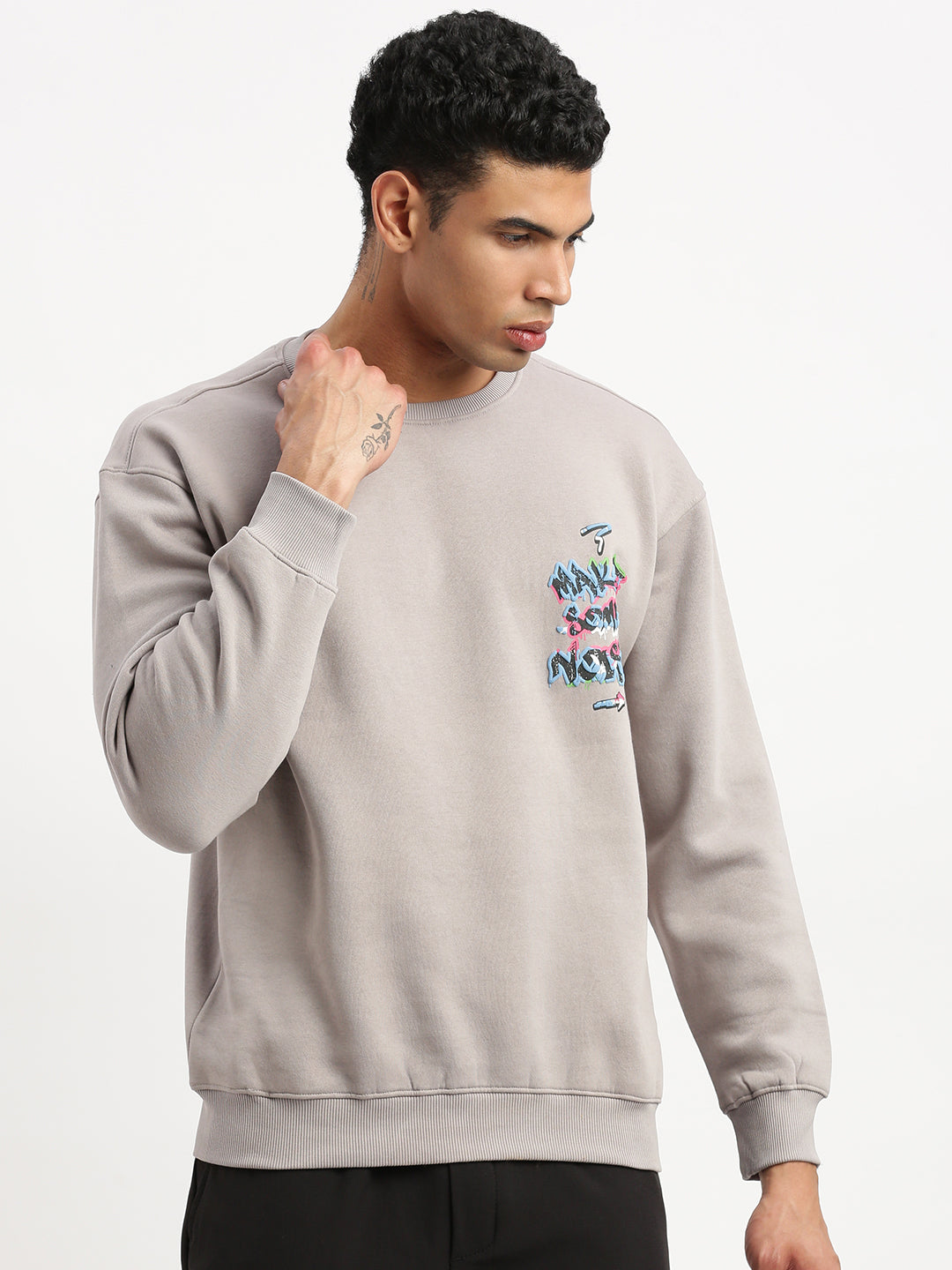 Men Grey Graphic Round Neck Pullover