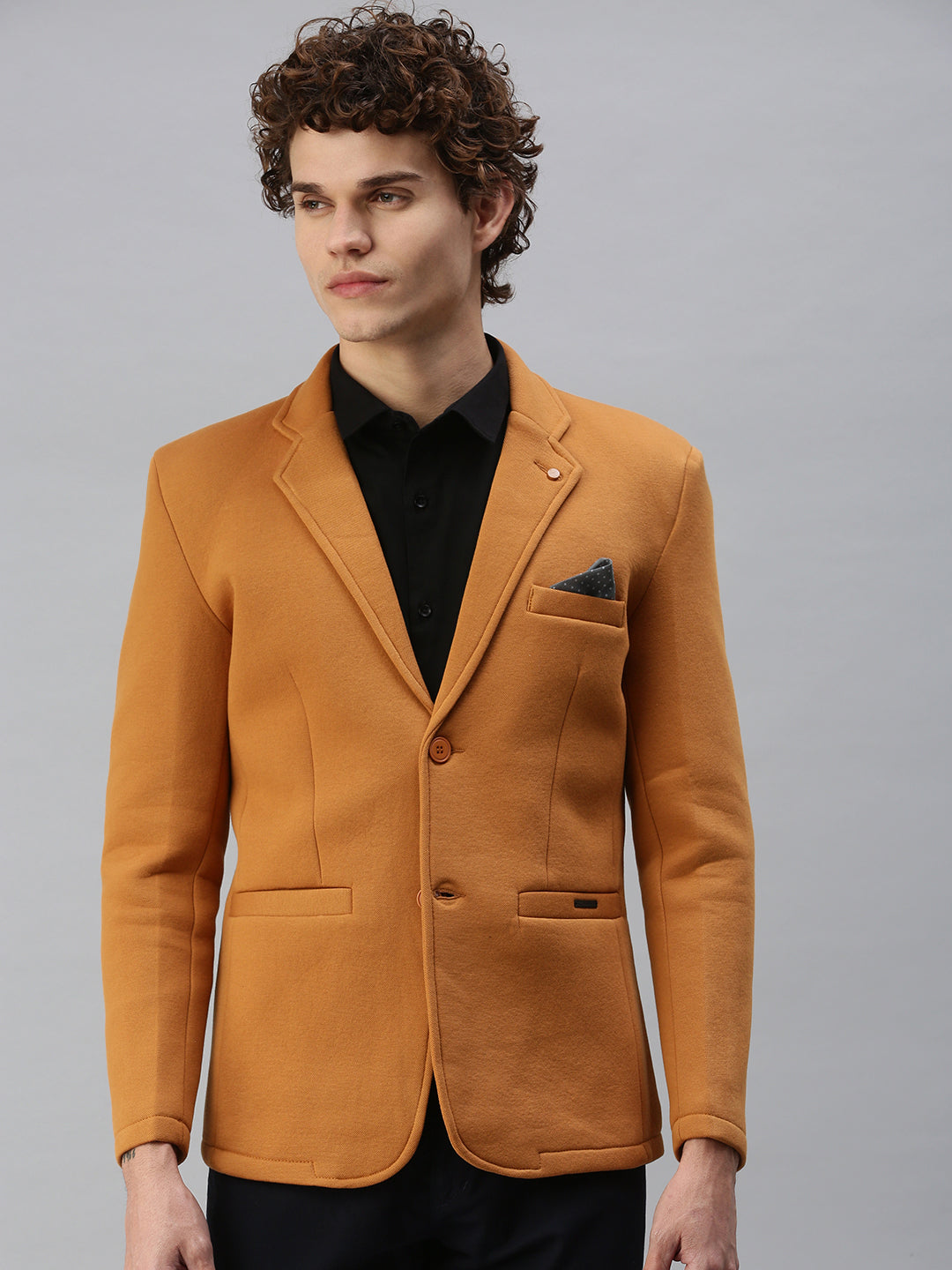 Men Mustard Solid Single Breasted Blazer