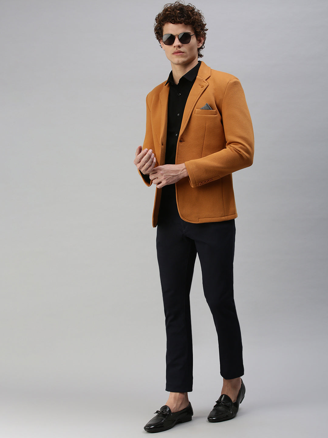 Men Mustard Solid Single Breasted Blazer