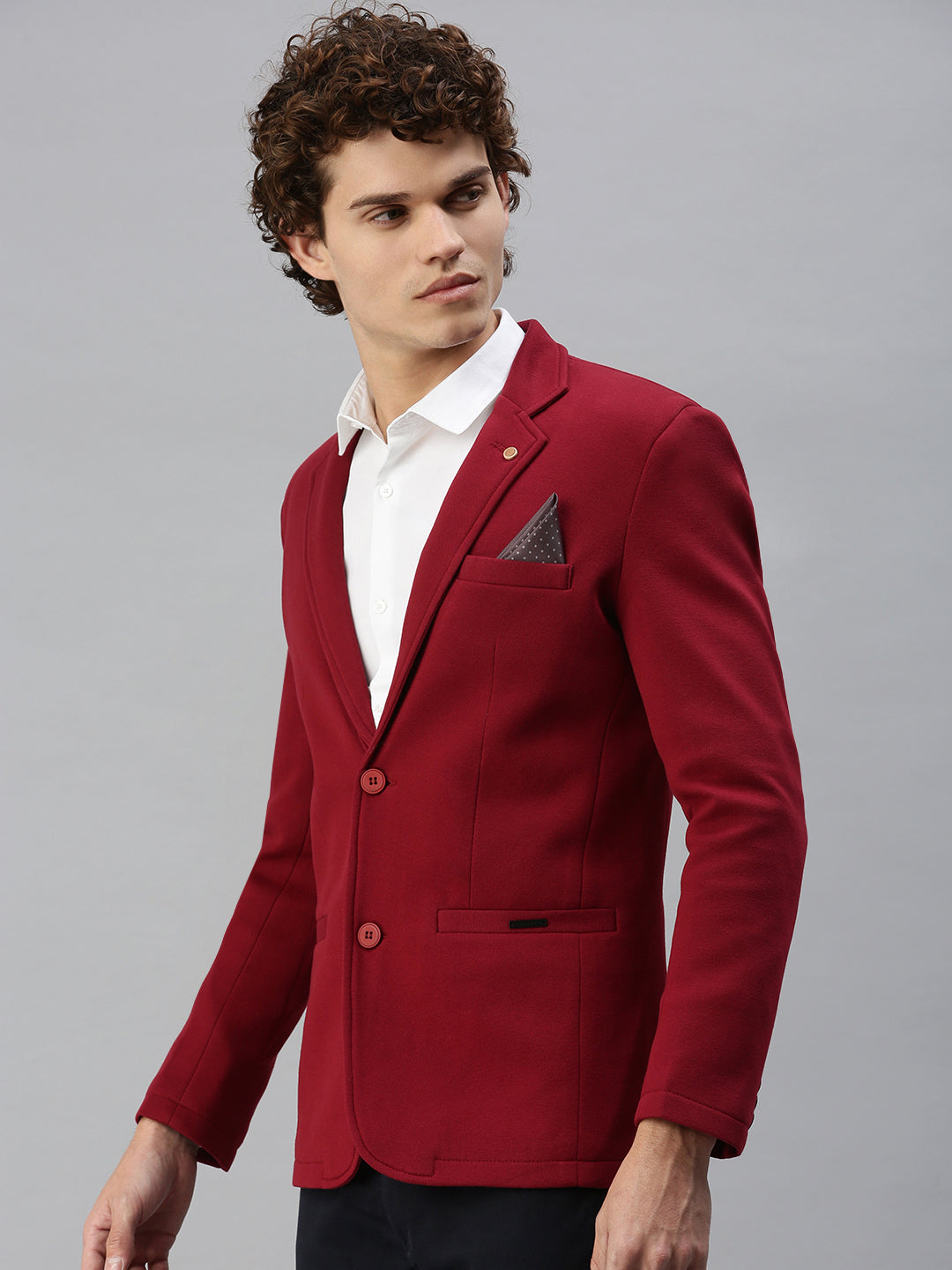 Men's Solid Maroon Single Breasted Blazer