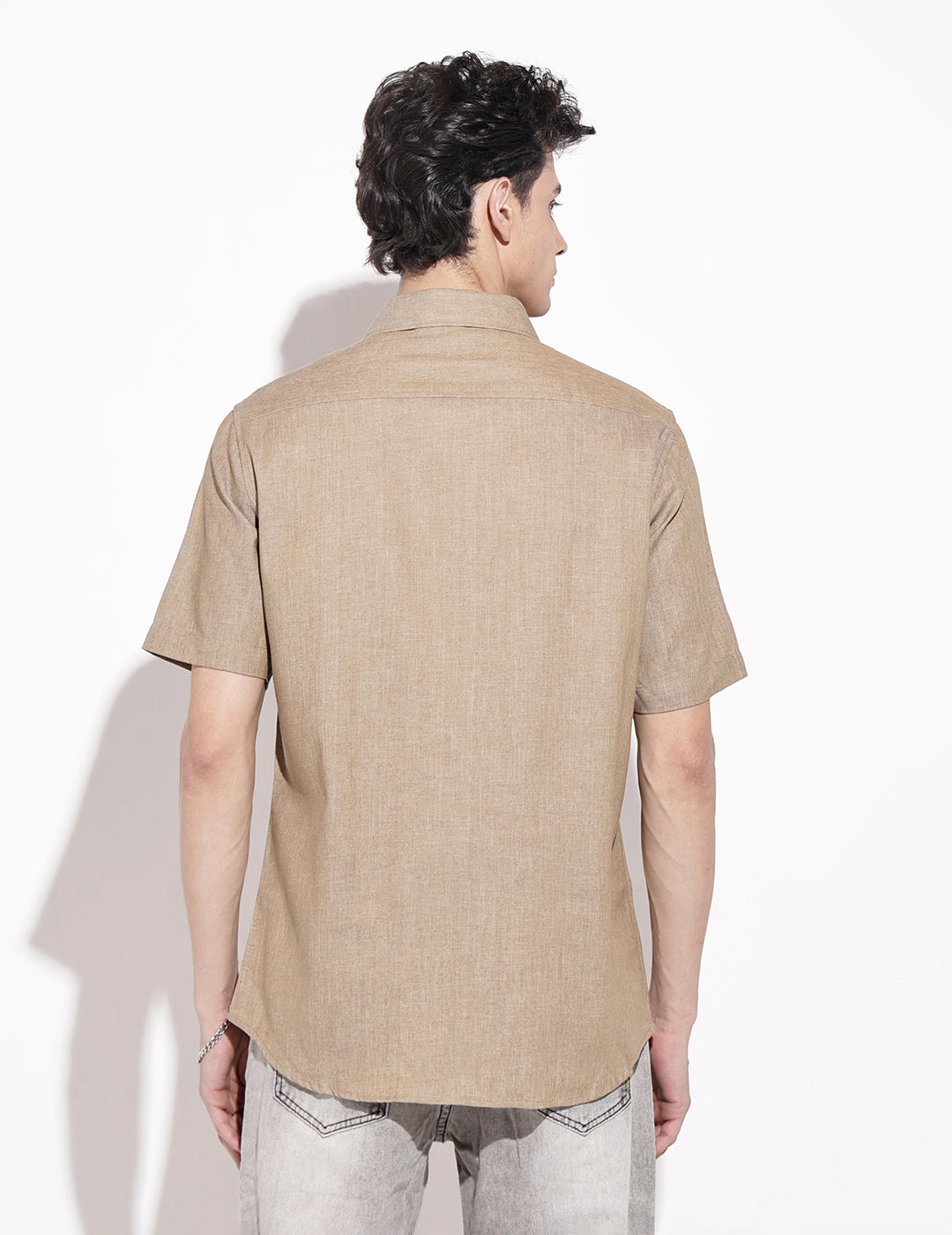 Men’s Brown Short Sleeve Button Down Shirt with Chest Pockets