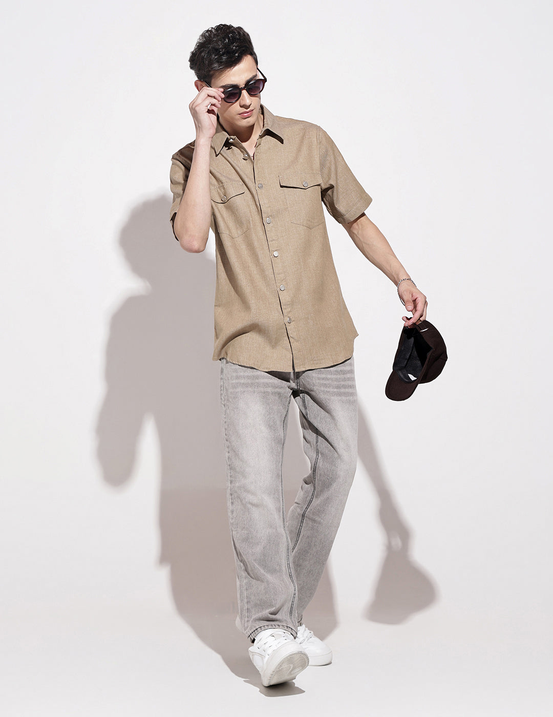 Men’s Brown Short Sleeve Button Down Shirt with Chest Pockets