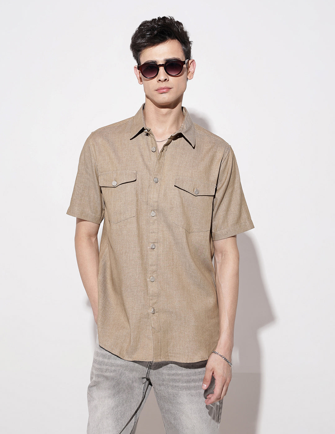 Men’s Brown Short Sleeve Button Down Shirt with Chest Pockets