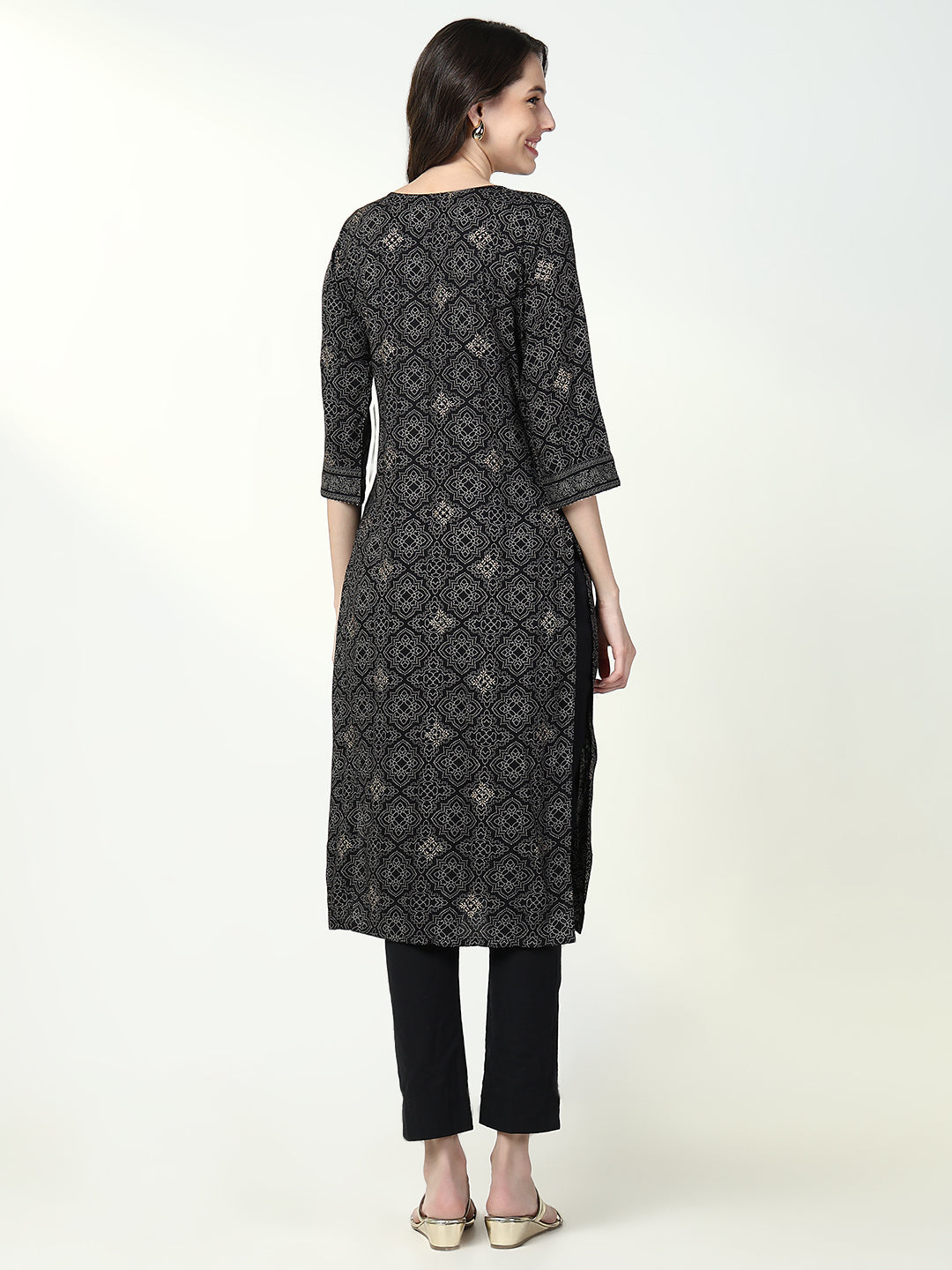 Women Black Graphic Straight Kurta