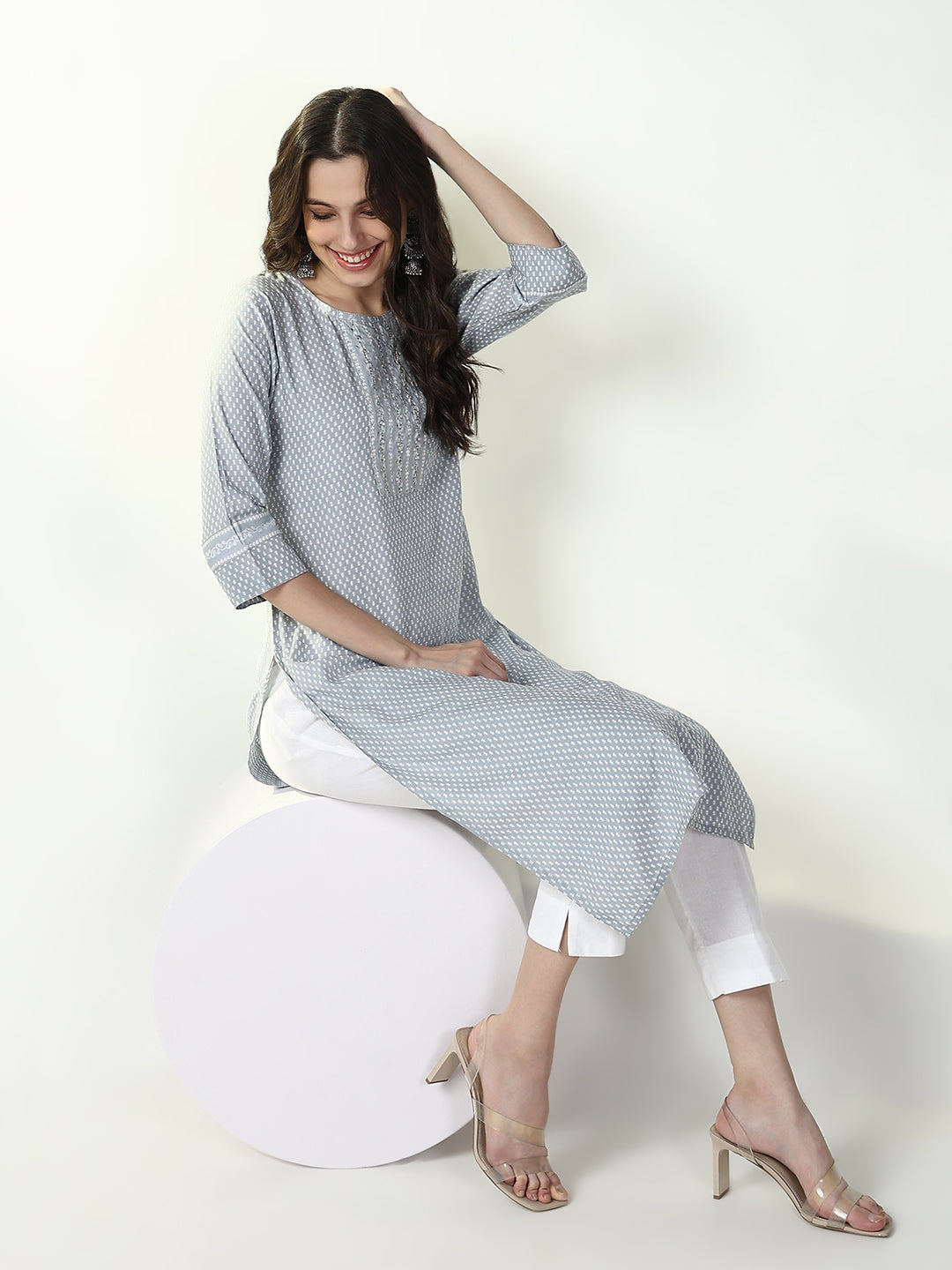 Women Grey Graphic Straight Kurta