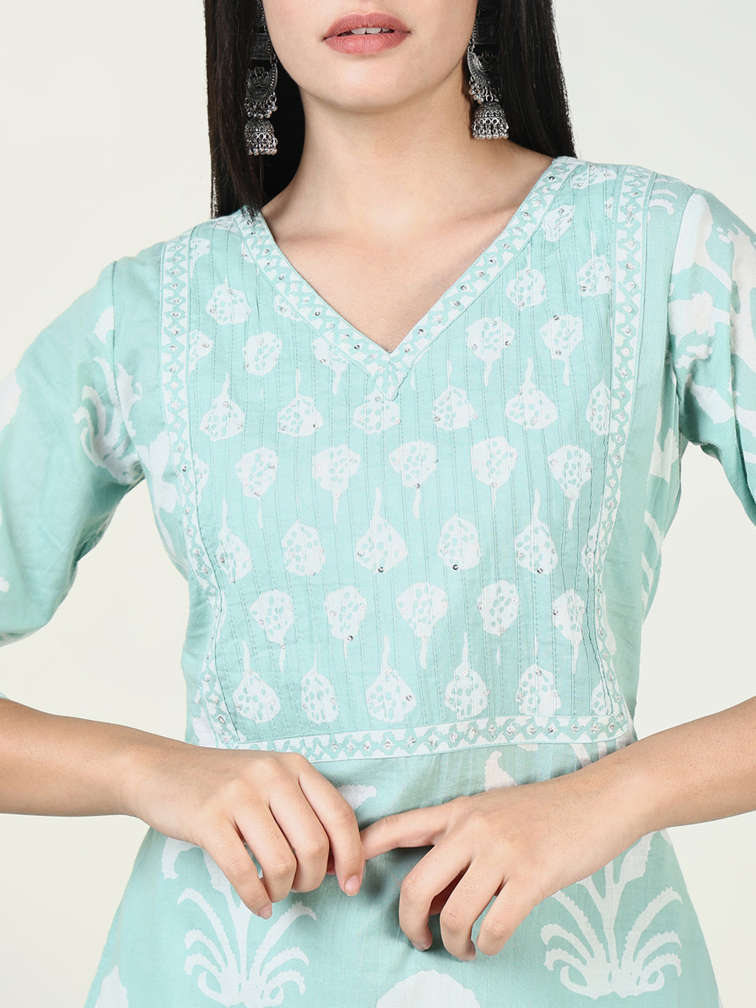 Women Graphic Sea Green Kurta Set with Dupatta